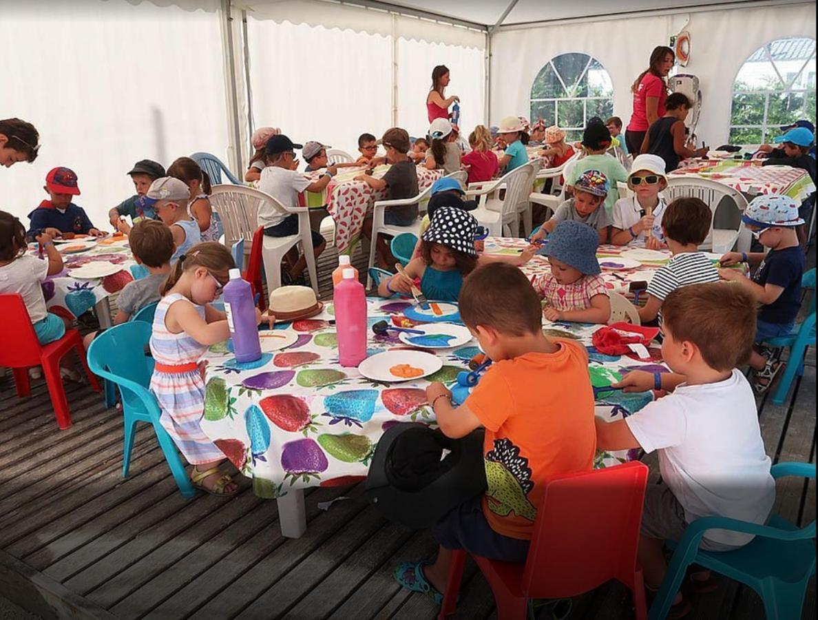 Mobil Home Excellence 6 Personnes Au Camping Mer Et Soleil, Saint George D'Oleron Les Sables Vignier Bagian luar foto