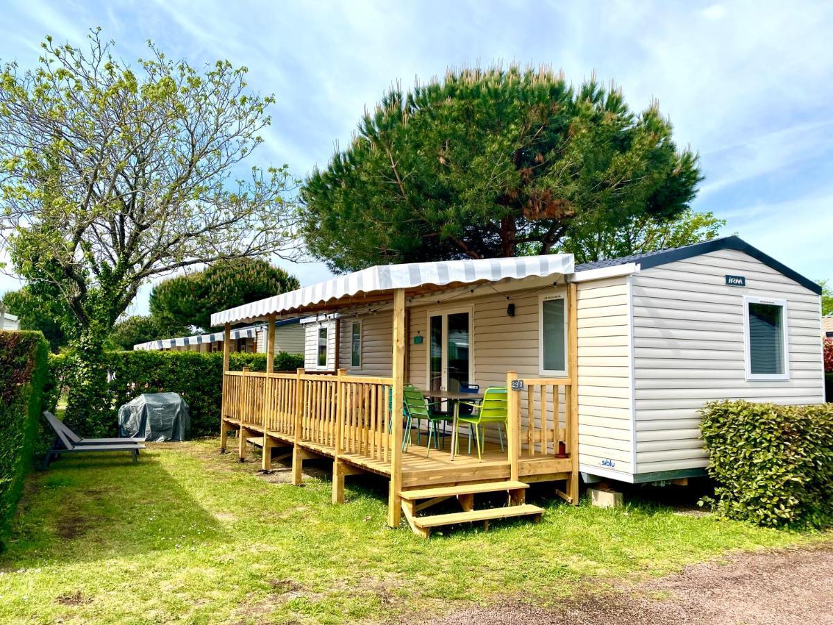 Mobil Home Excellence 6 Personnes Au Camping Mer Et Soleil, Saint George D'Oleron Les Sables Vignier Bagian luar foto